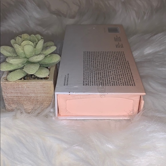 💥SOLD 💥GRACE & STELLA Rose Quartz Facial Roller - Picture 6 of 8